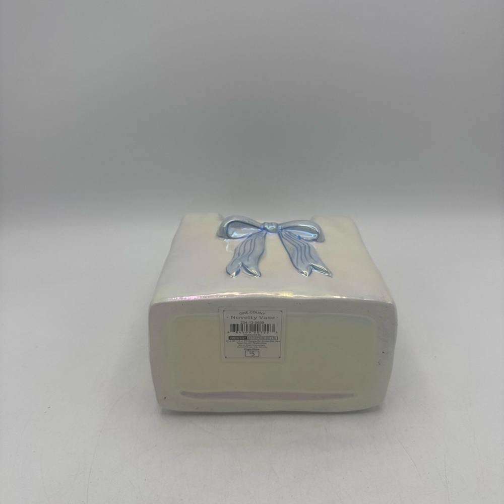 Target Bullseye’s Spring Iridescent Purse Vase With Blue Bow 6.5"H NEW 2025 - Picture 4 of 8